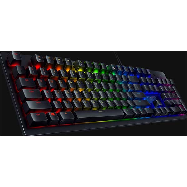 https://hakivn.com/wp-content/uploads/2018/09/Razer-Cynosa-Chroma-Gaming-RZ03-02260100-R3M1-1-2.jpg